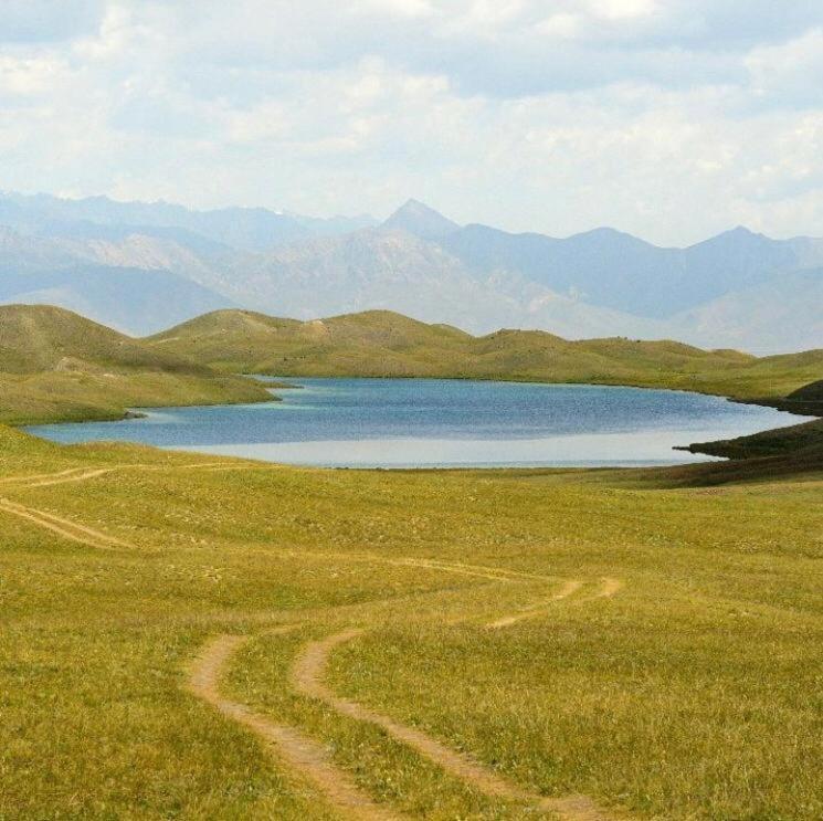Pamir Nomad Yurt Camp Hotel Kara-Kavak Eksteriør billede